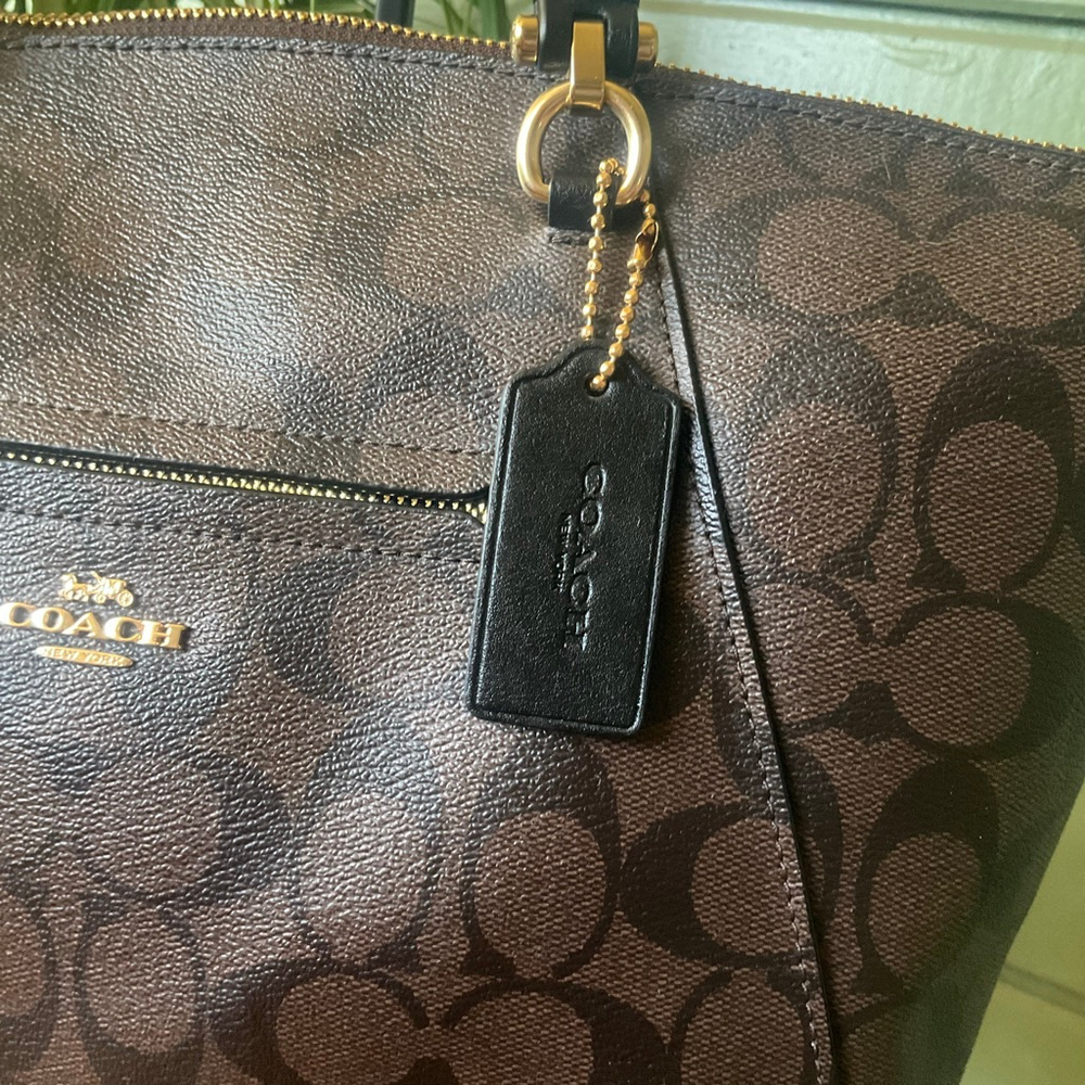 COACH Signature PRAIRIE SATCHEL in Signature Canvas Dark Brown/Black/Multi, EUC - Picture 2 of 14